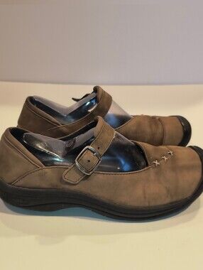 Keen | Shoes | Keen Yogui Arts Clog Womens Cafe Latte Paisley